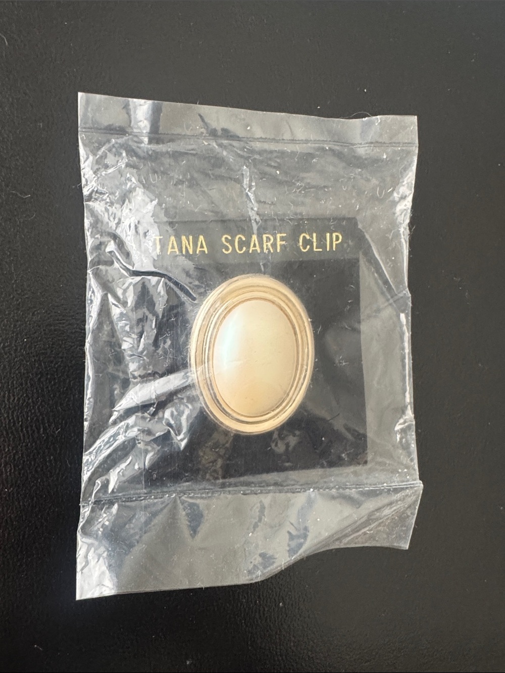 Tana Scarf Clip - New - round gold and Pearl